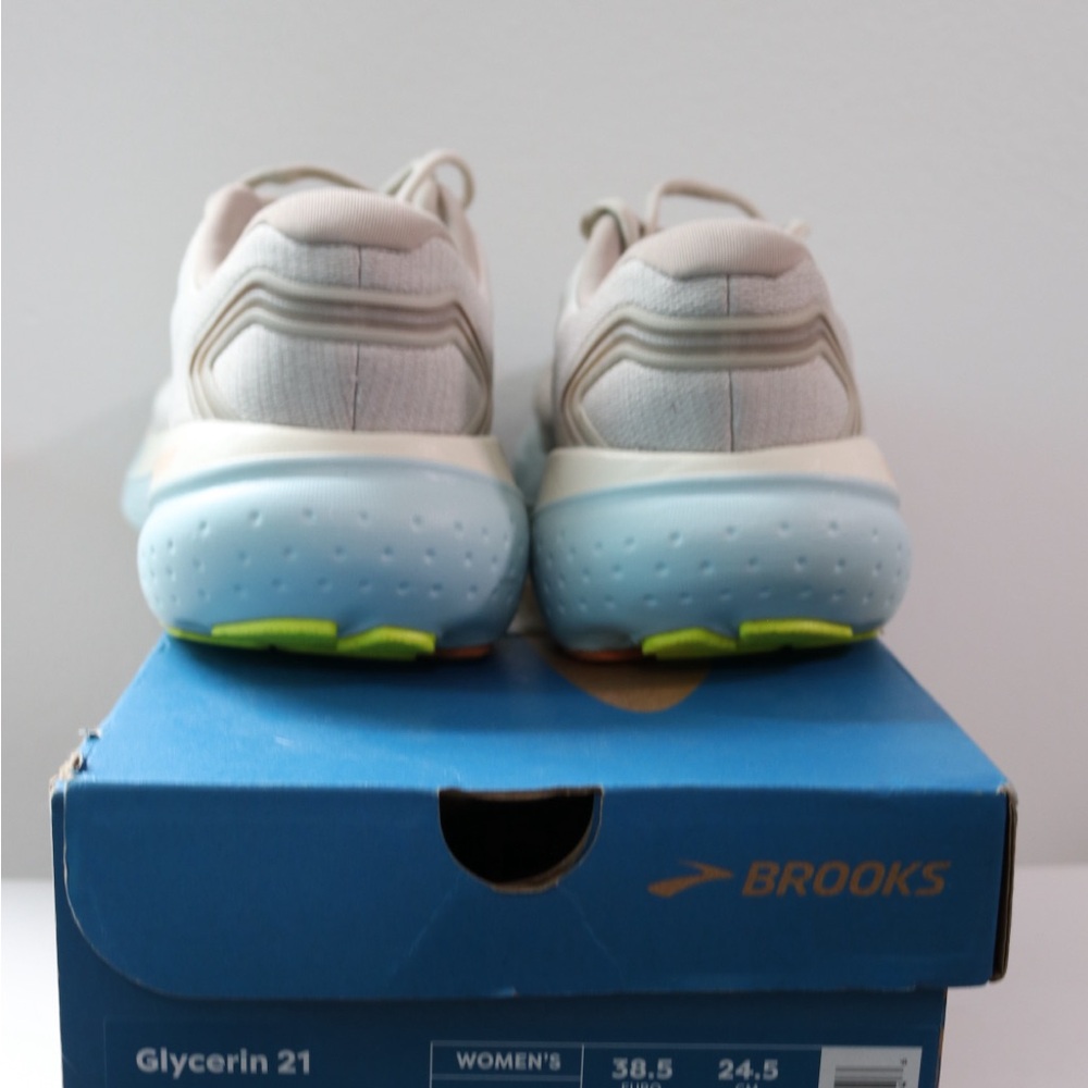 Brooks Women's Sneakers in Cream and Orange - Picture 15 of 16